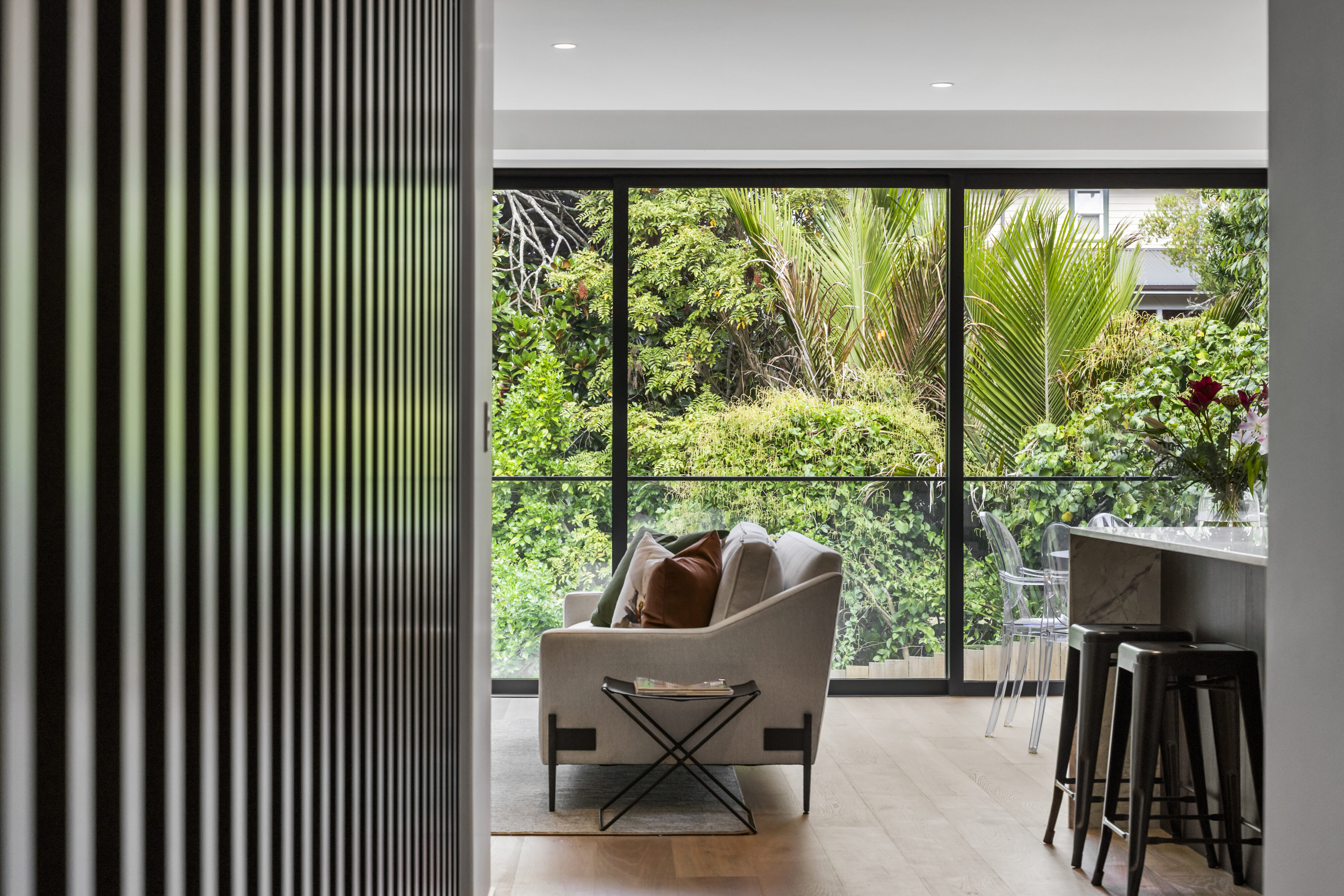 13647317_10-328-17_photo_print