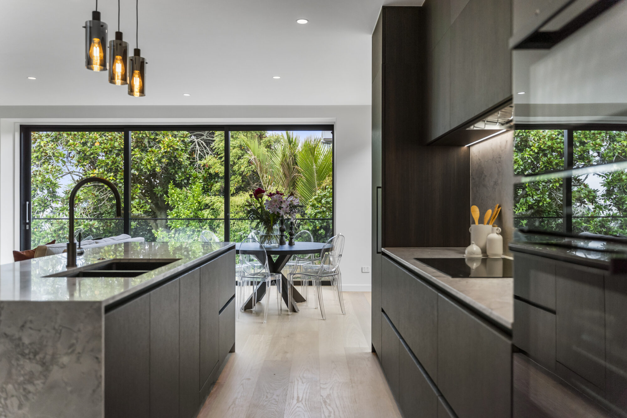 13647317_13-328-17_photo_print